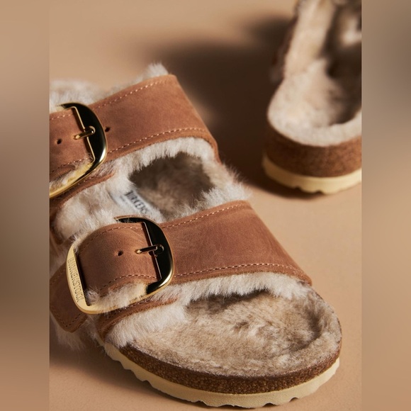 LIKE NEW BIRKENSTOCK BIG BUCKLE Fur Lined! - Picture 6 of 12